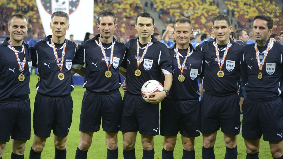 Permalink to E mai bine arbitru ungur decît român!