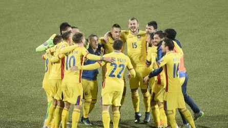 Permalink to Puțină decență!