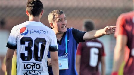 Permalink to Cine e pe primul loc?