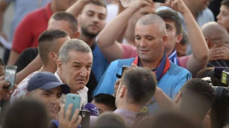 Permalink to Steaua nu se mută