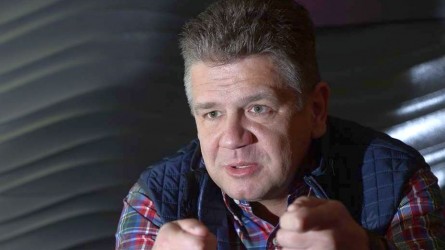 Permalink to Paravane la pământ