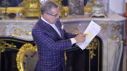 Permalink to Cu laboratorul au driblat poporul