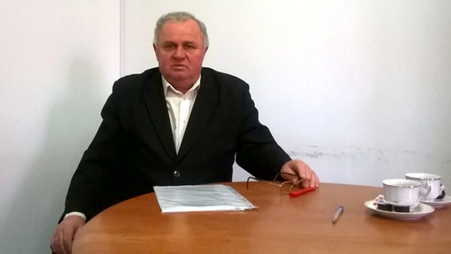 Permalink to Doi primari, aceeaşi ţară