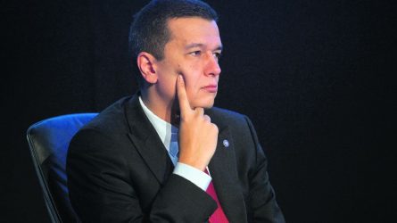 Permalink to Au scos şeicul din primar