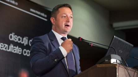 Permalink to Ministrul şi elemenţii