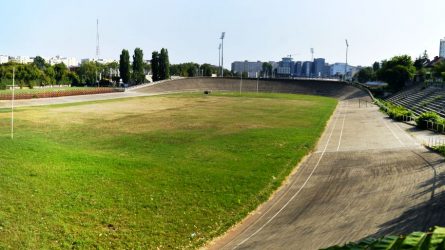 Permalink to O turmă de stadioane