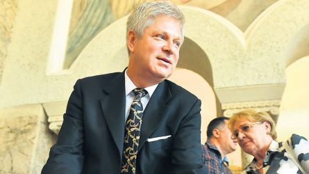 Permalink to O ţeapă. Pentru că-şi permit