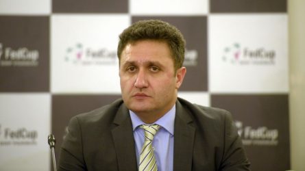 Permalink to Extraordinara mărire de tenis