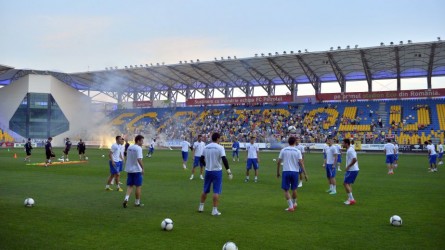 Permalink to Petrolul, o babă cochetă, aflată pe moarte