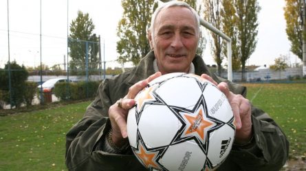 Permalink to Legenda de pe podiumul de premiere