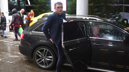 Permalink to Neagoe sigur nu vrea să cumpere clubul!