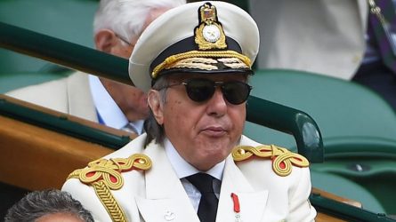 Permalink to Oameni obișnuiți cu uniforme