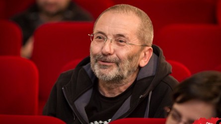 Permalink to C-aşa-i românul! Cu ciomagul, domnule Toma?