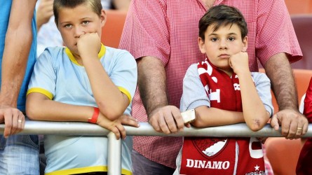 Permalink to Fotbal, goluri, oameni