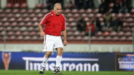 Permalink to Oneaţă ne dă o palmă
