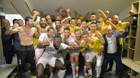 Permalink to Ef-Si-Es-Bi ţopăie de bucurie