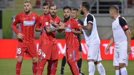 Permalink to Junior Morais şi Albă ca Zăpada