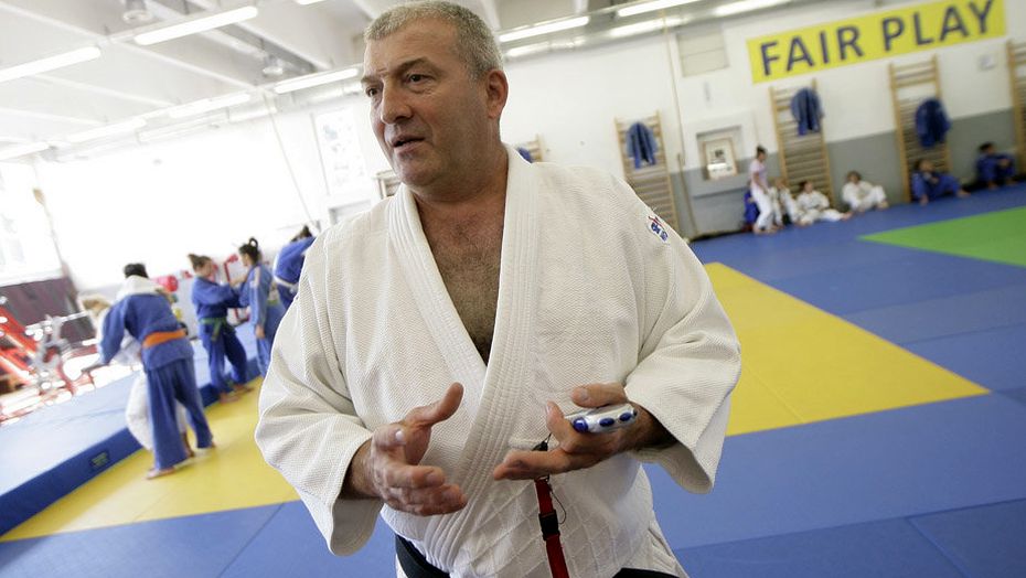 Permalink to Bătaia nu e ruptă nici din Rai, nici din judo