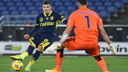 Permalink to Secvență de fotbal cu Mihăilă