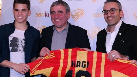 Permalink to Hagi contra Hagi