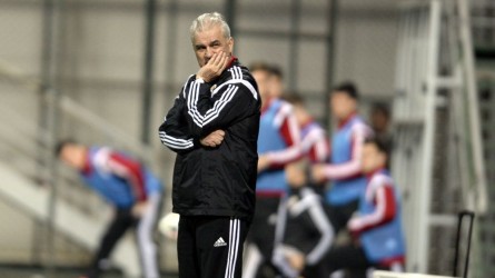 Permalink to Puiu Iordănescu contra lui Rădoi?!