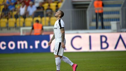Permalink to Pe buza prăpastiei