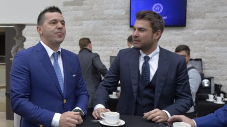 Permalink to Vizionarul Adi Mutu