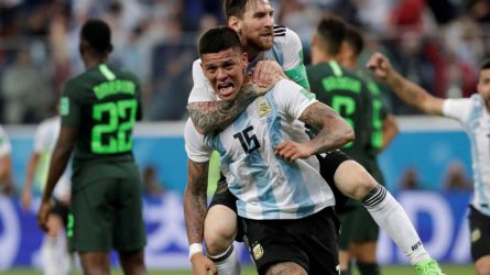 Permalink to Ajutați de arbitru?