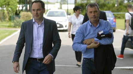 Permalink to „Câini” de vânzare 