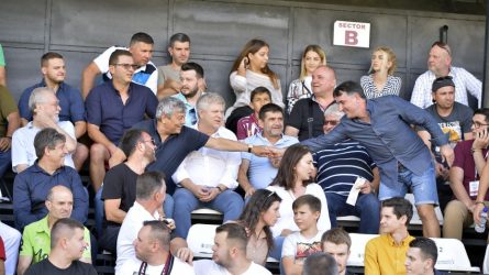 Permalink to De la trompeta lui Tudorică la trompeta lui Tudorache